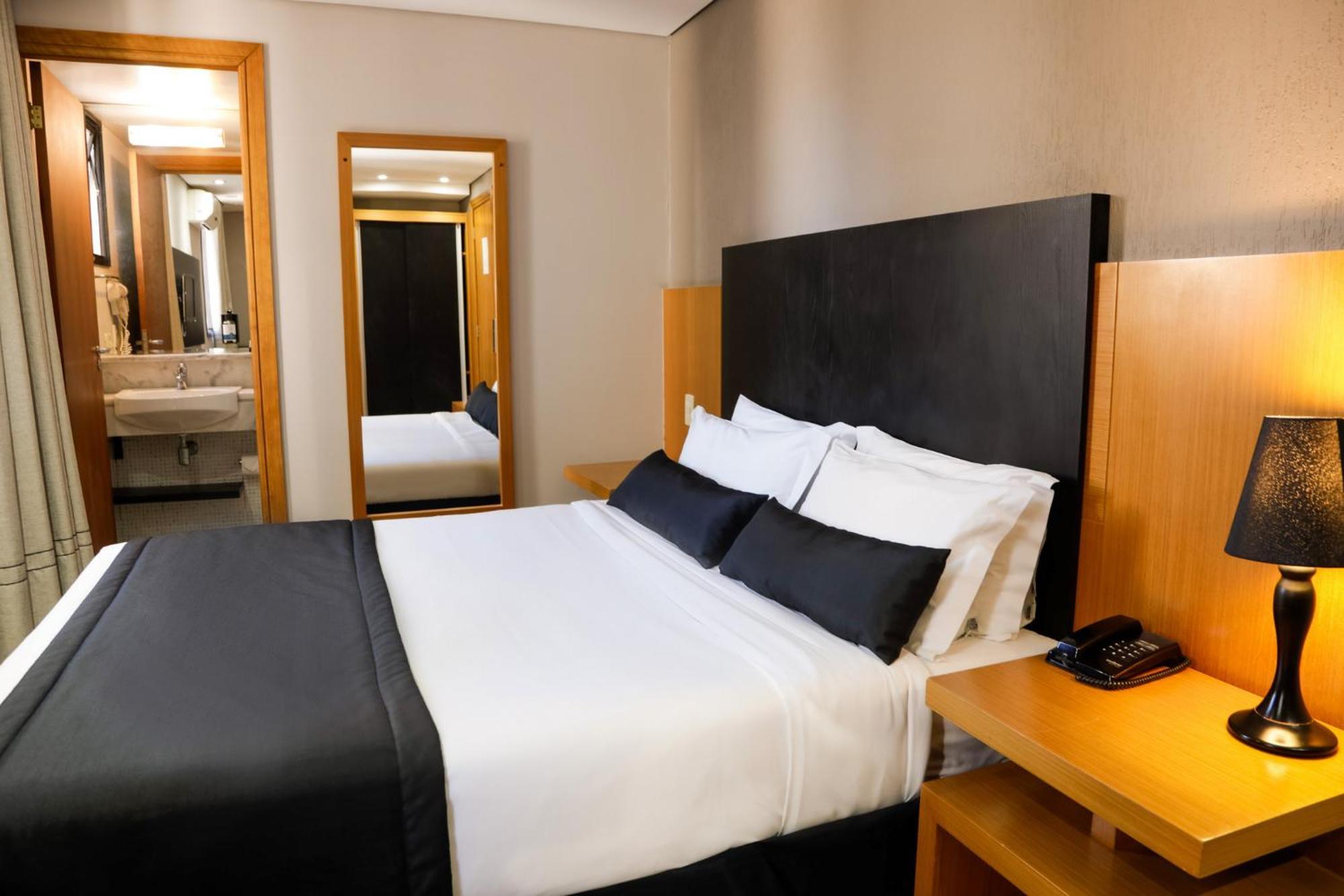 Slaviero Curitiba Batel Hotel Luaran gambar
