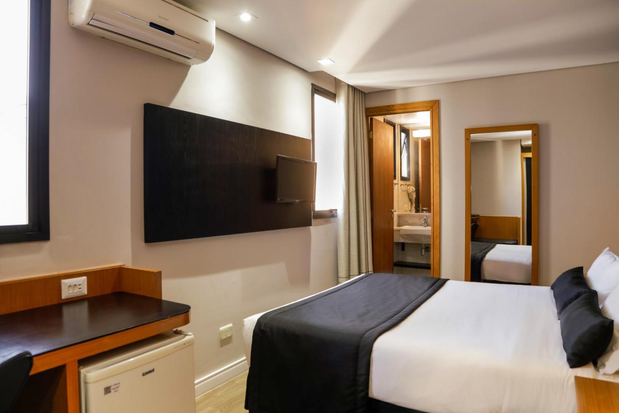 Slaviero Curitiba Batel Hotel Luaran gambar