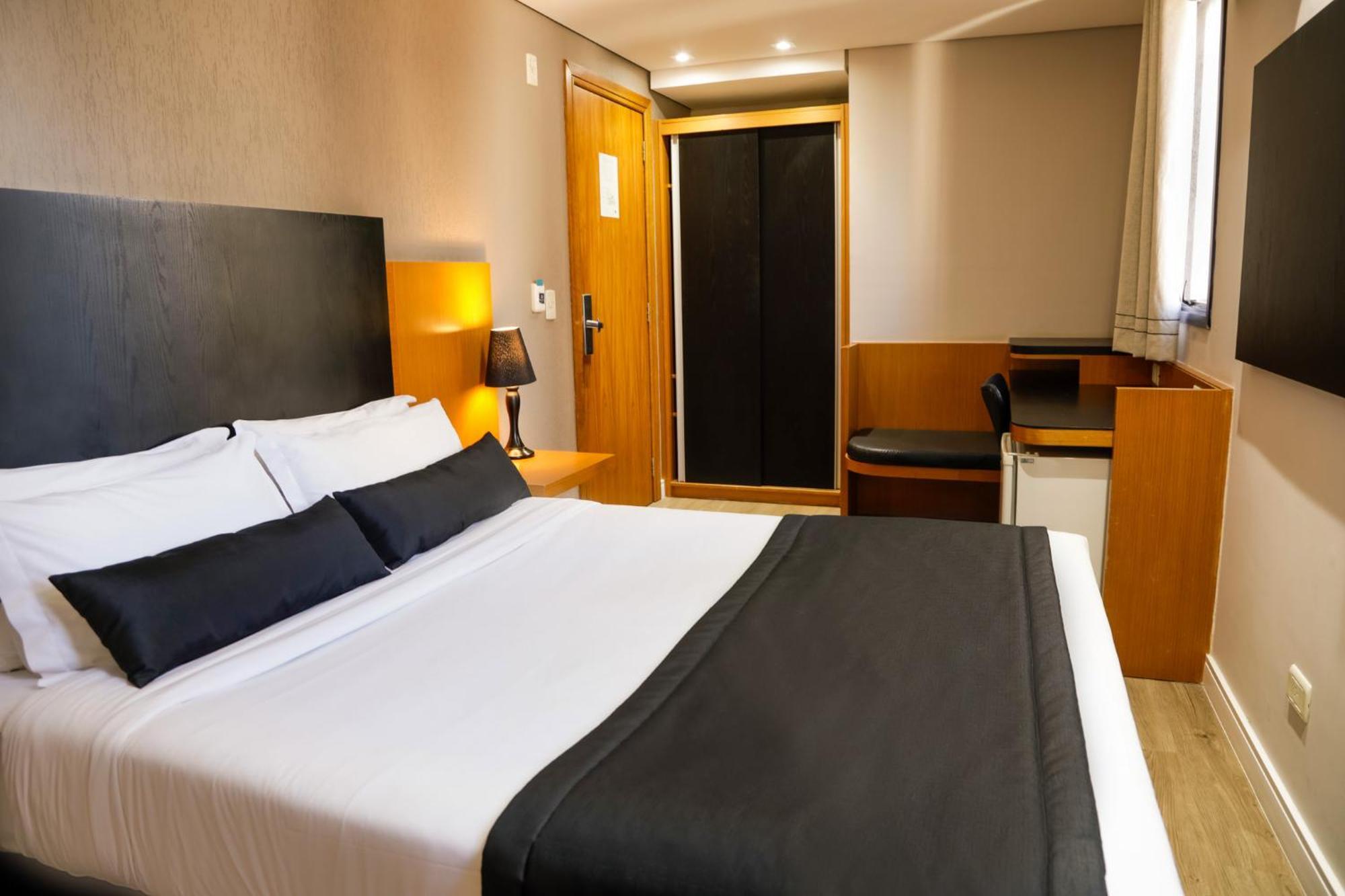 Slaviero Curitiba Batel Hotel Luaran gambar