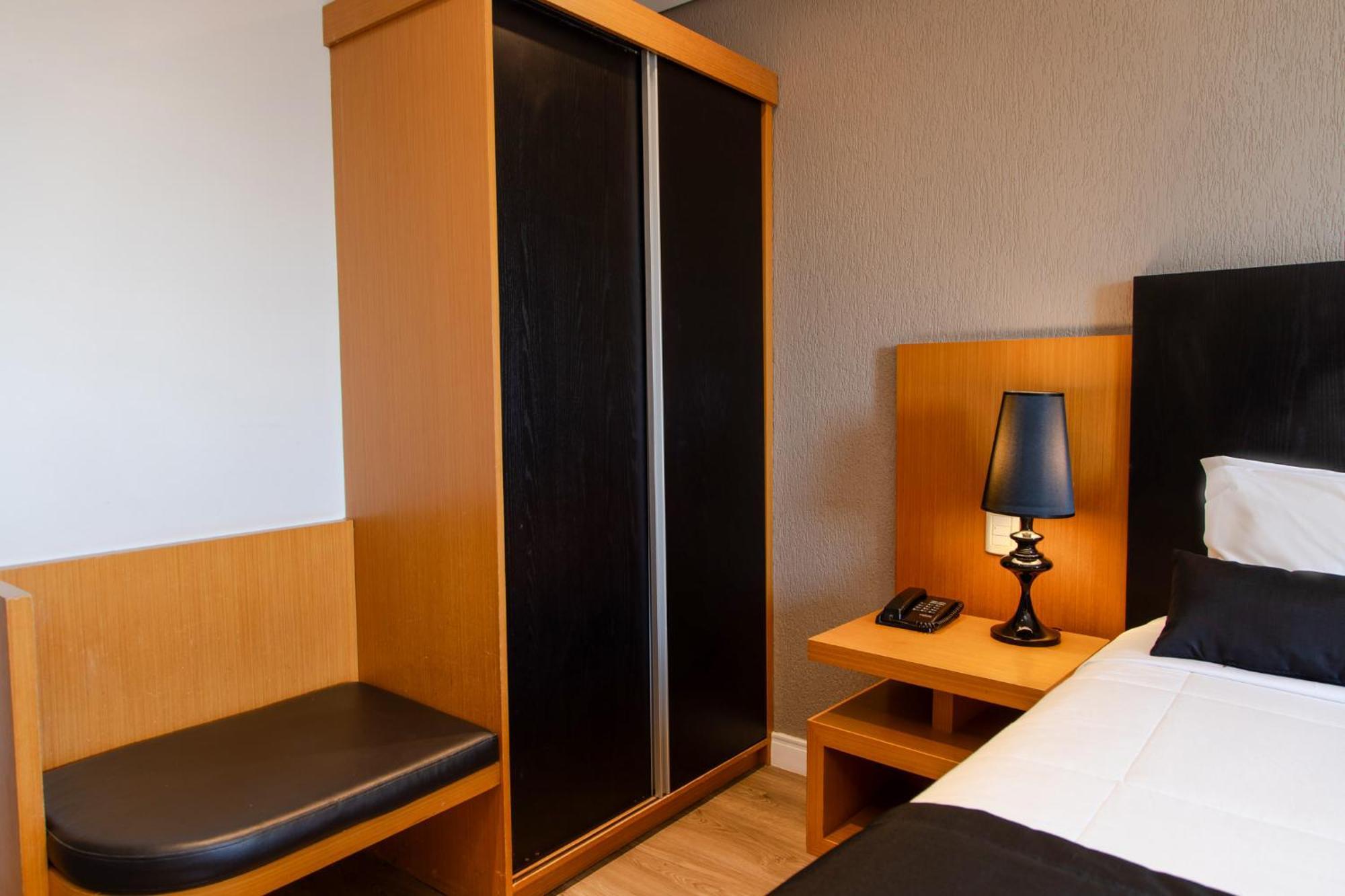 Slaviero Curitiba Batel Hotel Luaran gambar